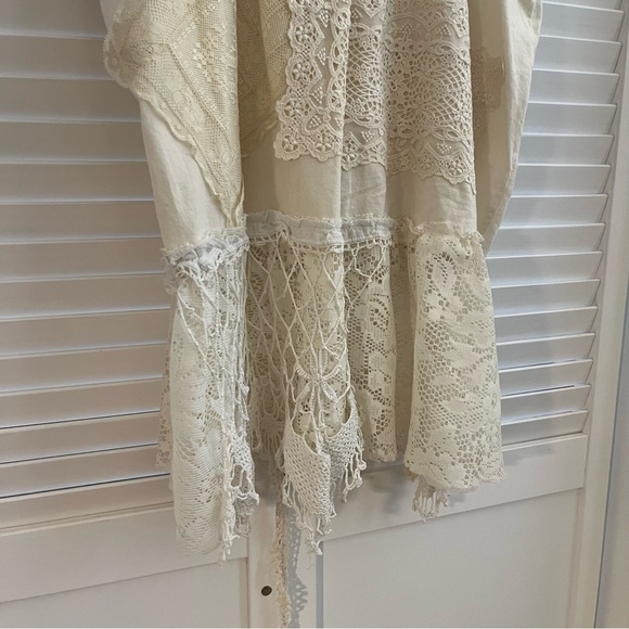 Vintage Lace Tank - Picture 7 of 10